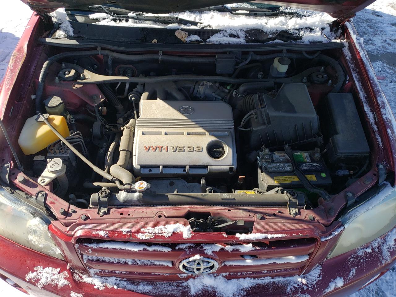 2004 Toyota Highlander - Image 12