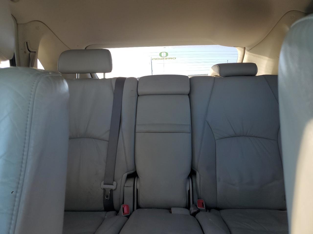 2004 Lexus RX - Image 10