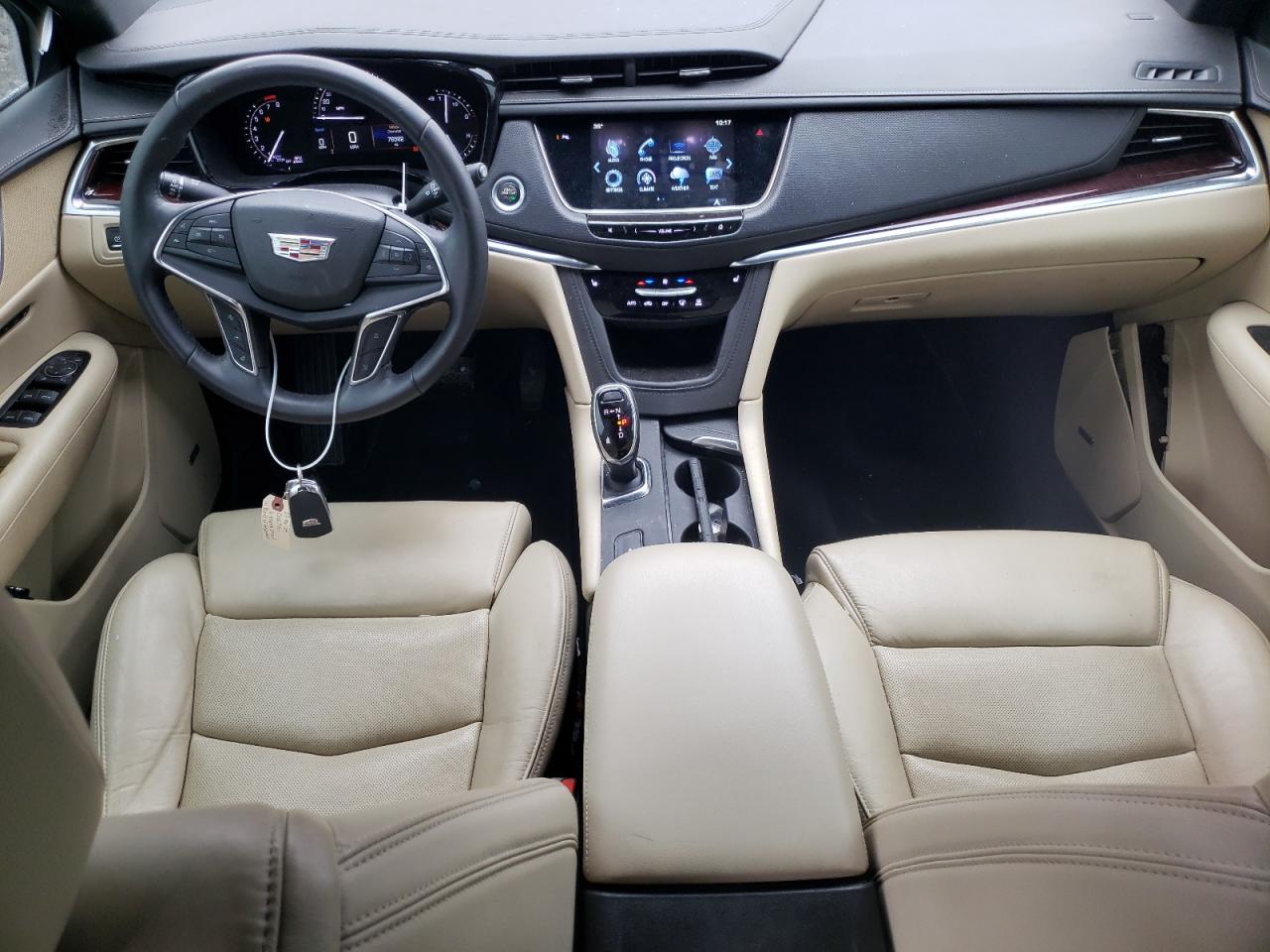 2017 Cadillac XT5 - Image 8