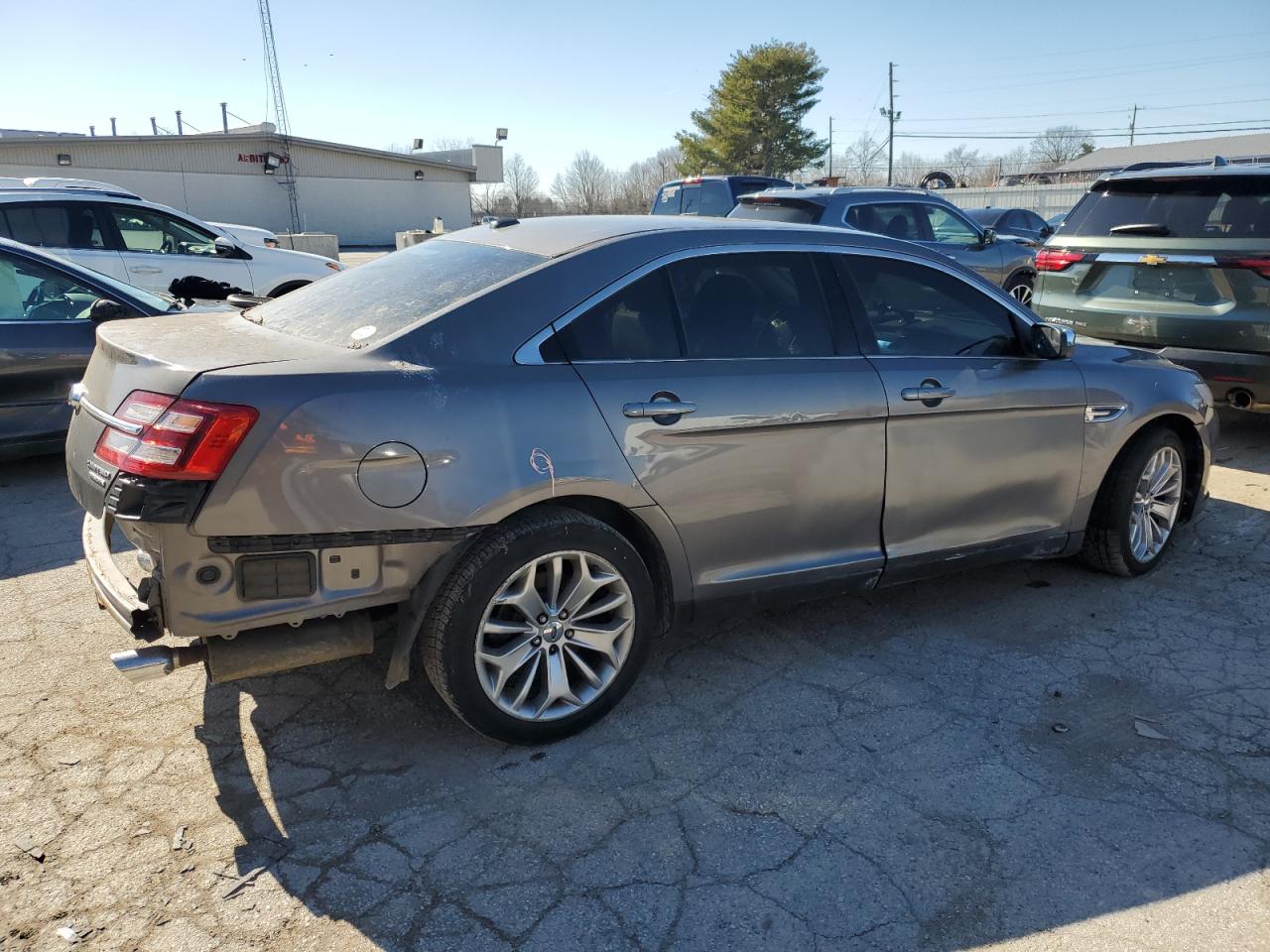 2014 Ford Taurus - Image 3