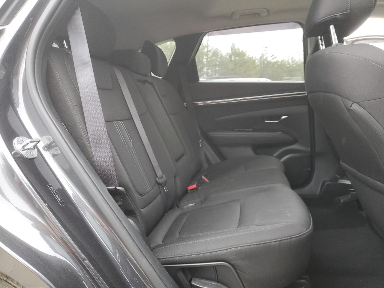 2022 Hyundai Tucson - Image 12