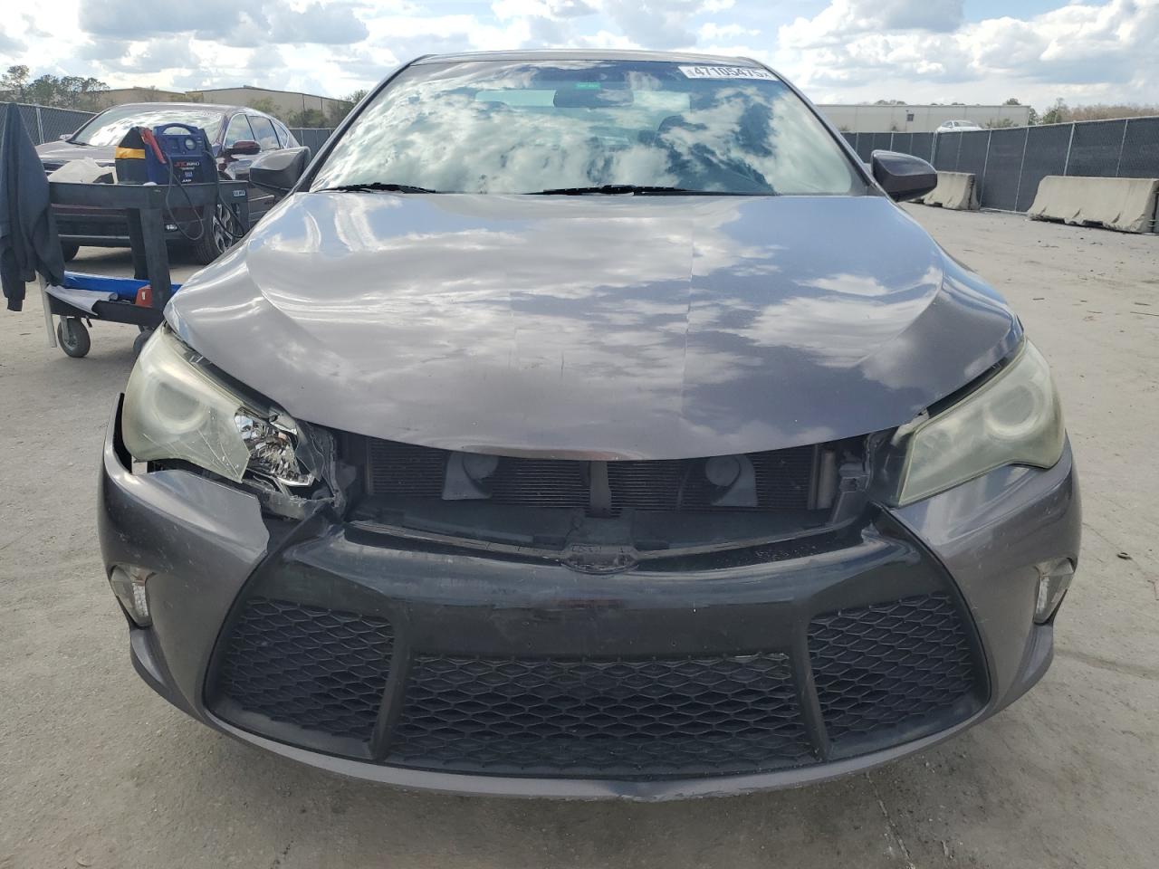 2015 Toyota Camry - Image 5