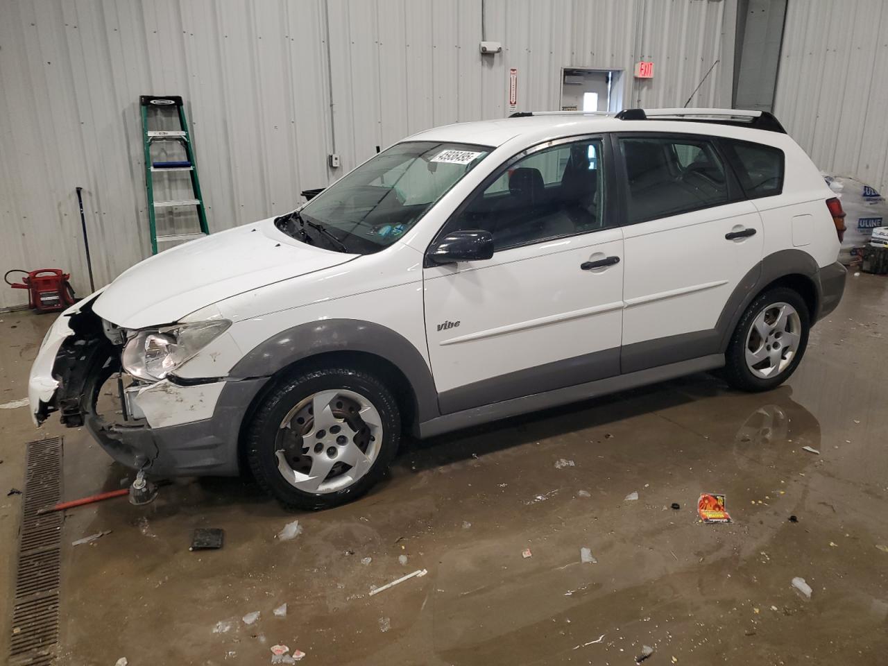 2007 Pontiac Vibe - Image 1