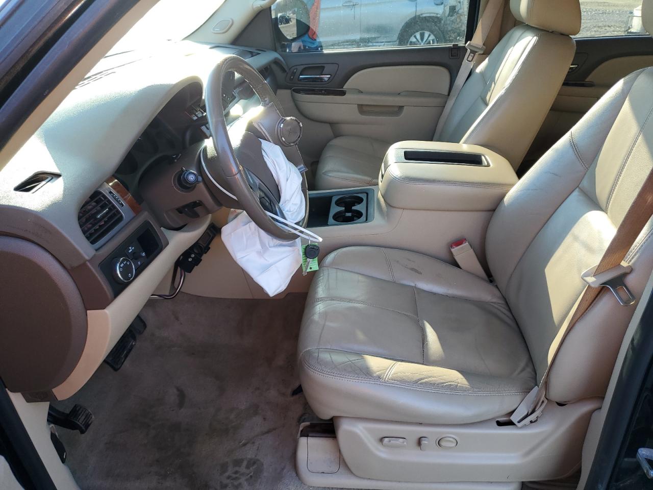 2010 GMC Yukon - Image 7