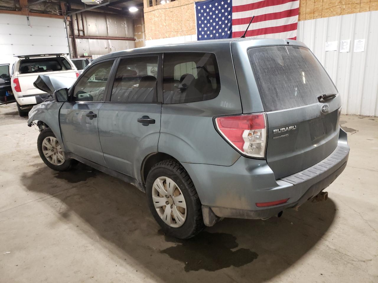 2010 Subaru Forester - Image 2