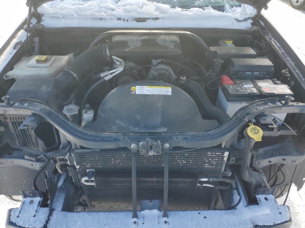 2010 Jeep Grand Cherokee - Image 12