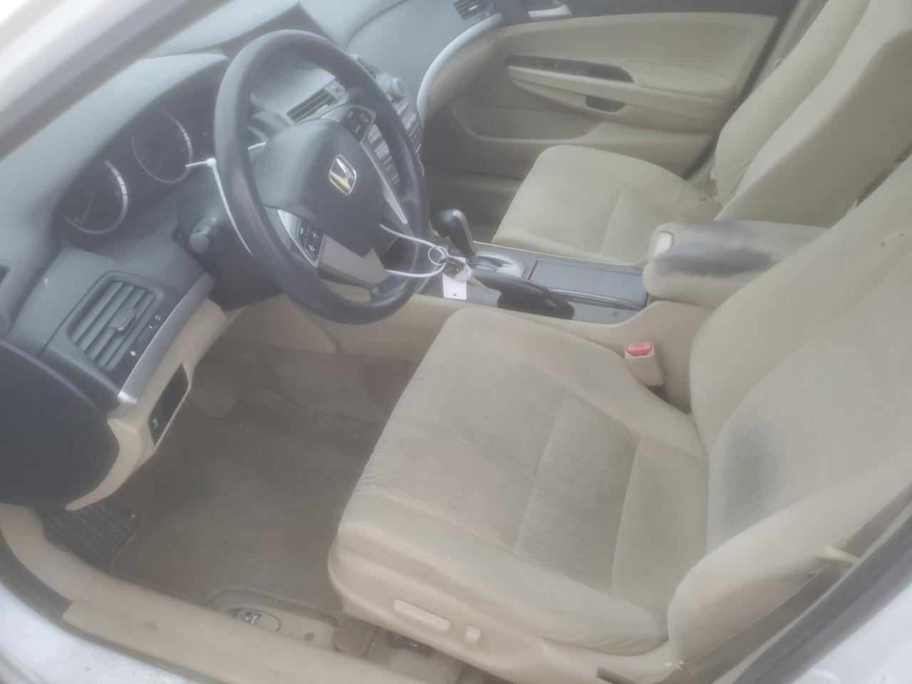 2012 Honda Accord - Image 7