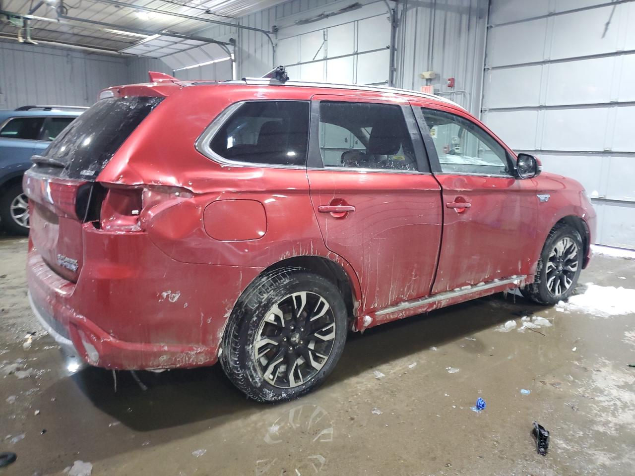 2018 Mitsubishi Outlander - Image 3