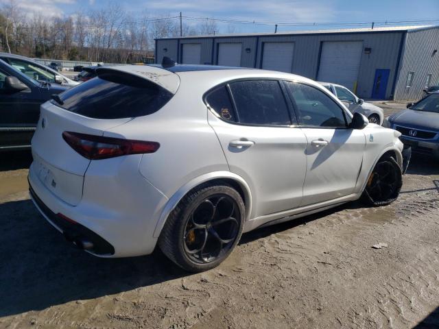  ALFA ROMEO STELVIO 2018 Білий