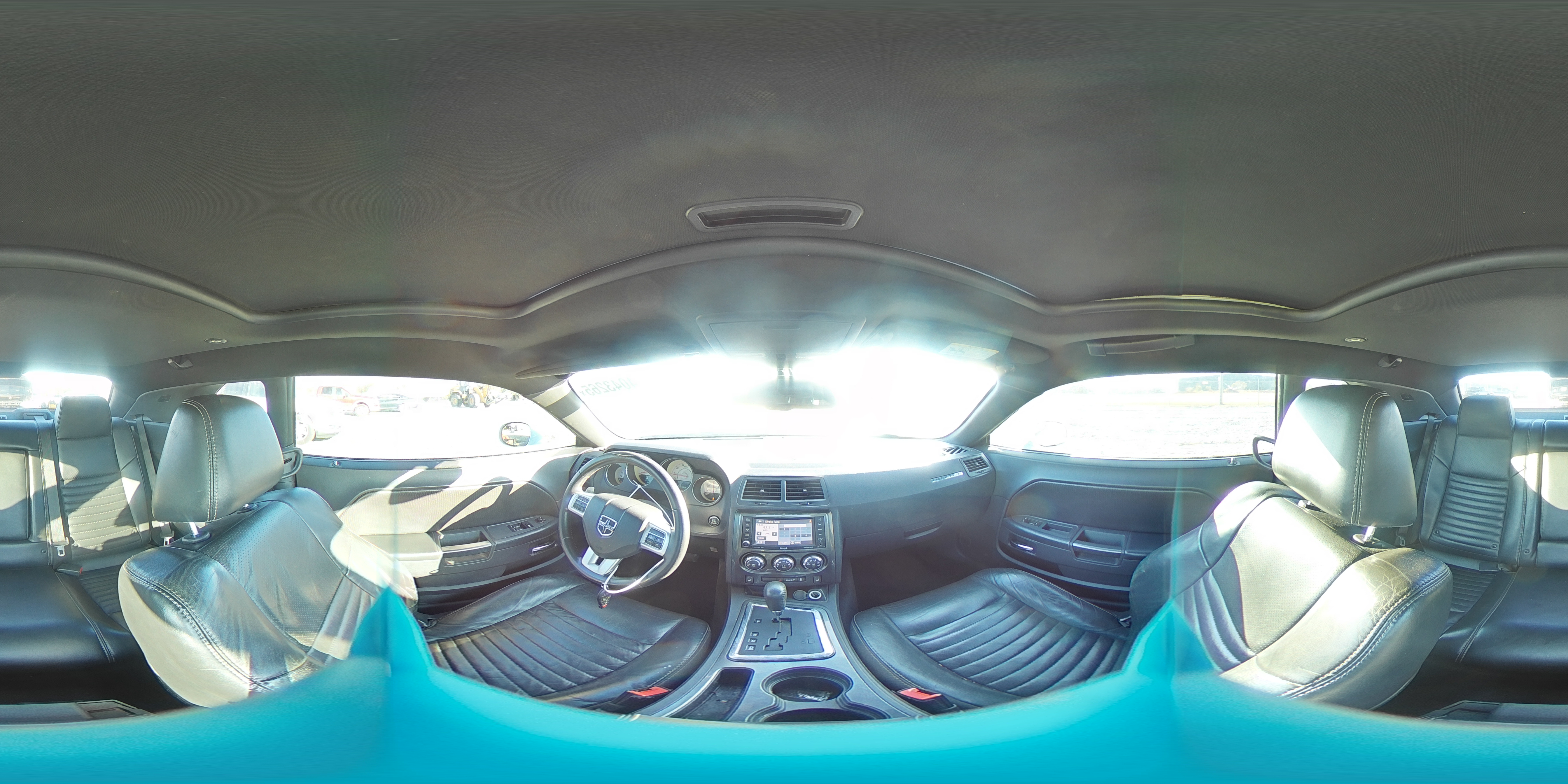 2014 Dodge Challenger - Image 13