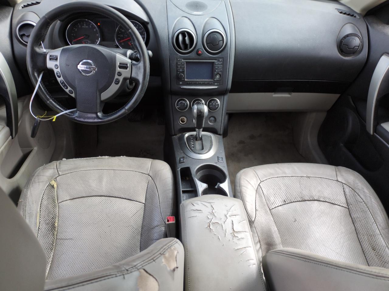 2011 Nissan Rogue - Image 8