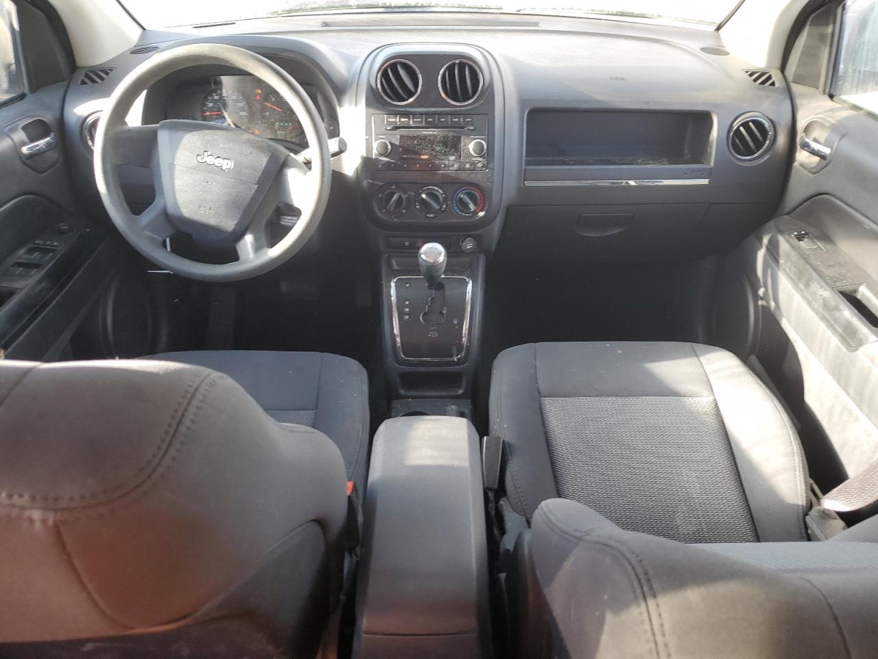 2009 Jeep Compass - Image 8