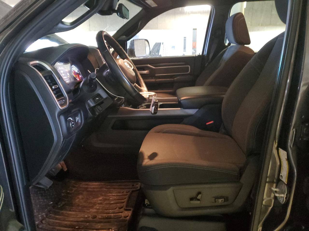 2022 RAM 2500 - Image 7