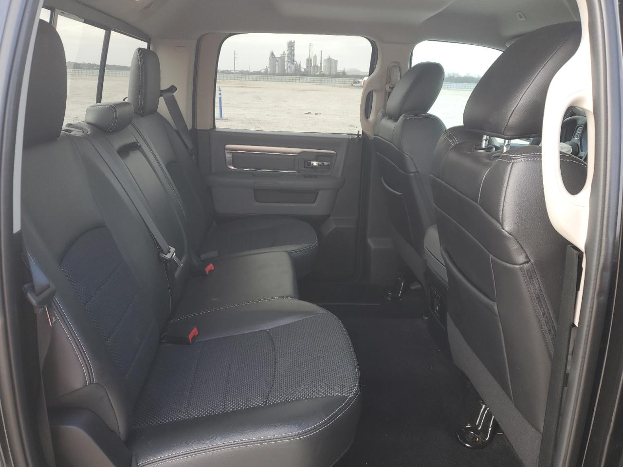 2017 RAM 1500 - Image 10