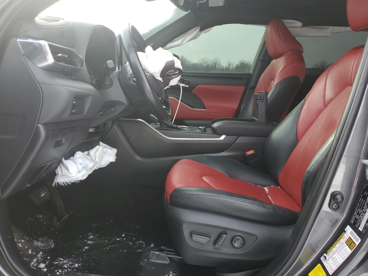 2021 Toyota Highlander - Image 7