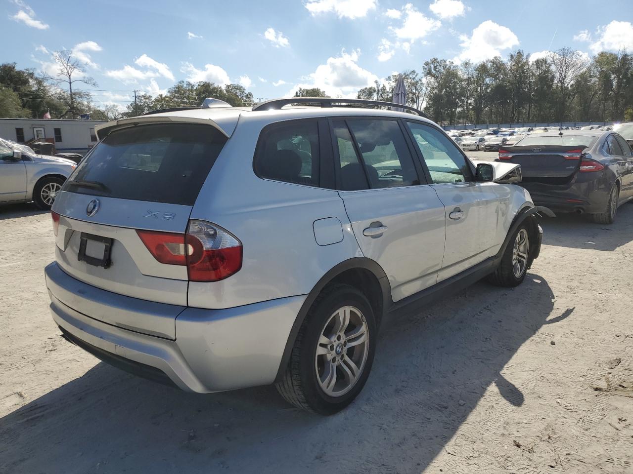 2006 BMW X3 - Image 3