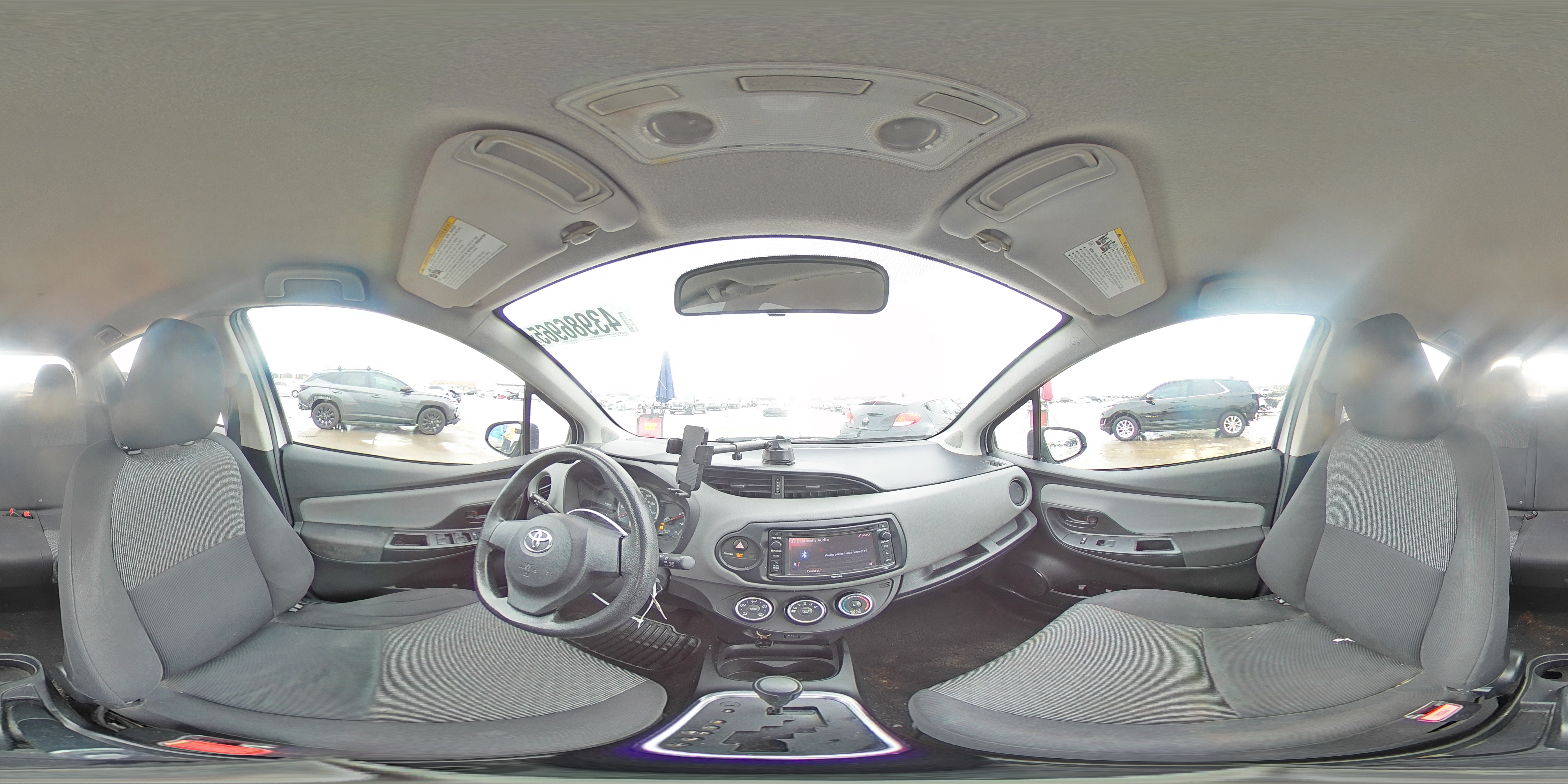 2016 Toyota Yaris - Image 14