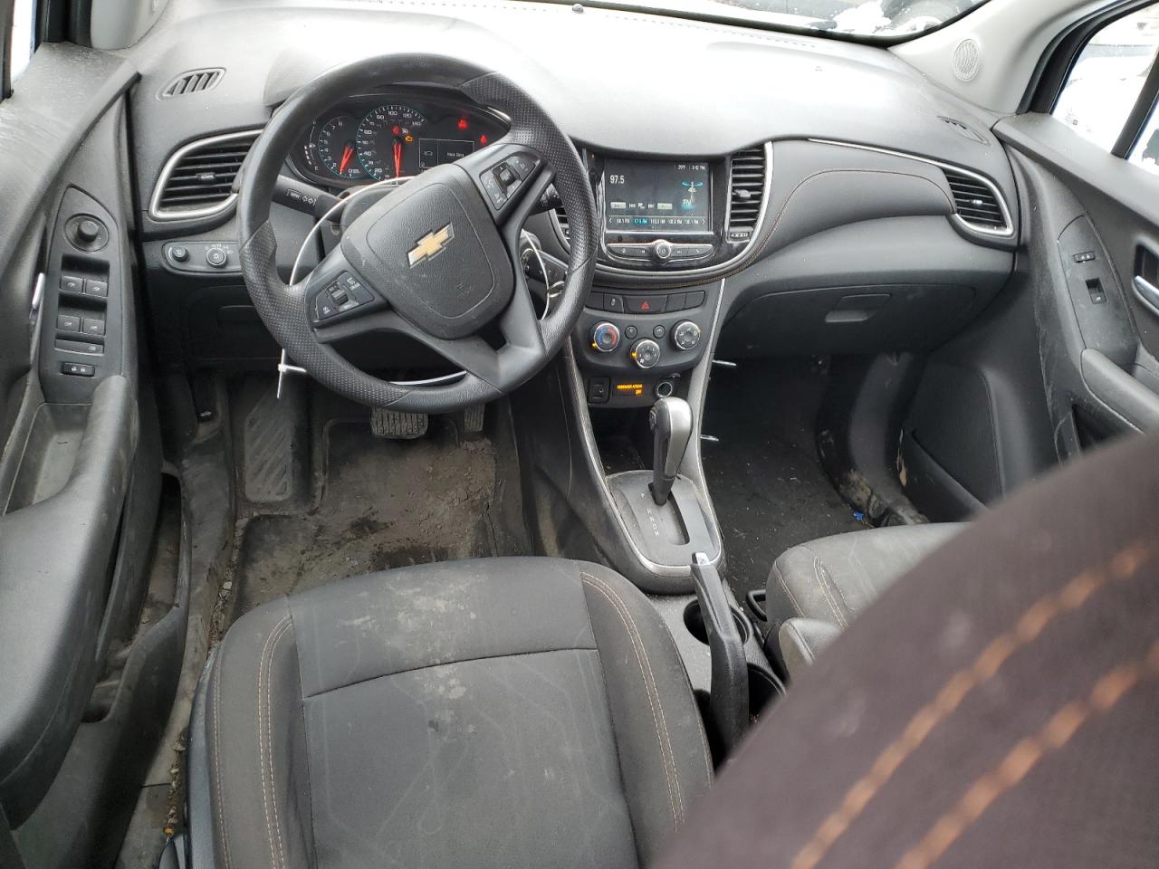 2017 Chevrolet Trax - Image 8