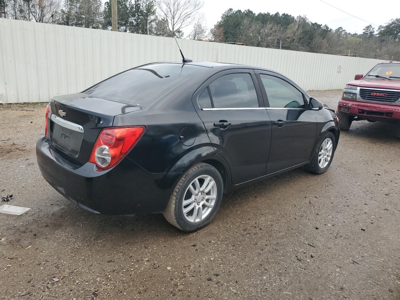 2012 Chevrolet Sonic - Image 3