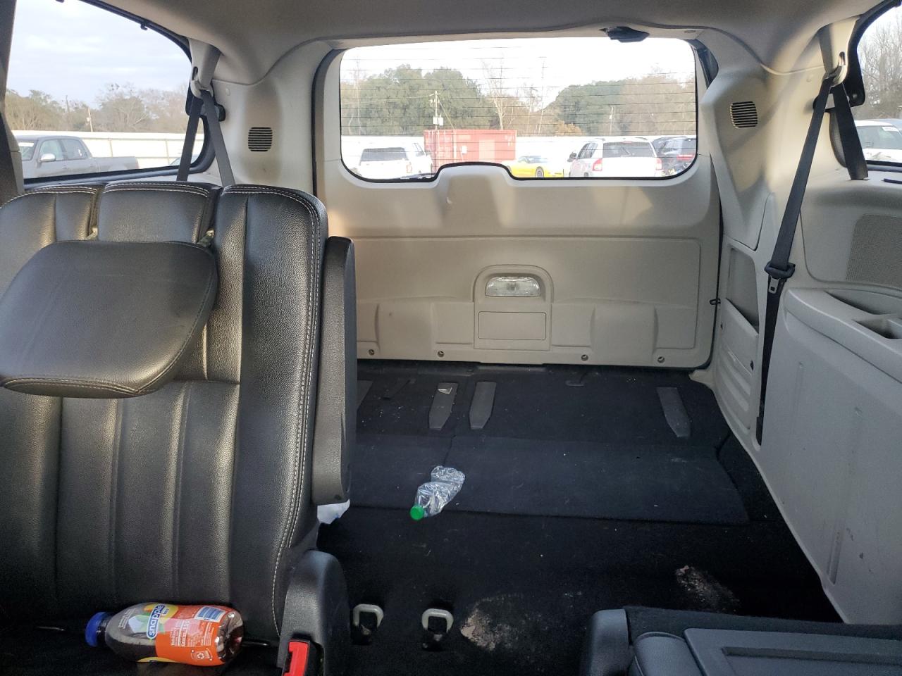 2016 Chrysler Town & Country Touring VIN: 2C4RC1BG8GR207198 Lot: 65929875