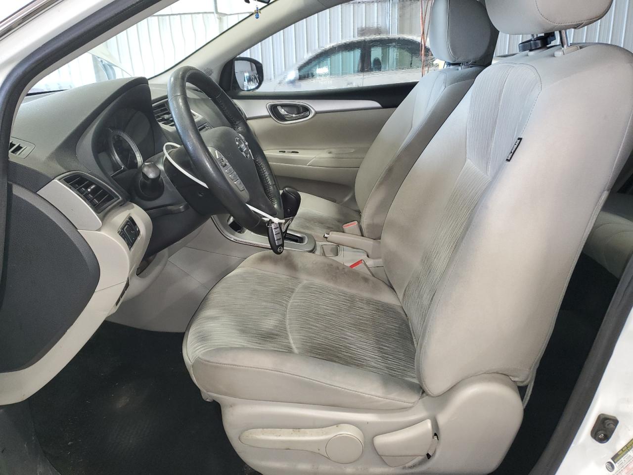 2015 Nissan Sentra - Image 7