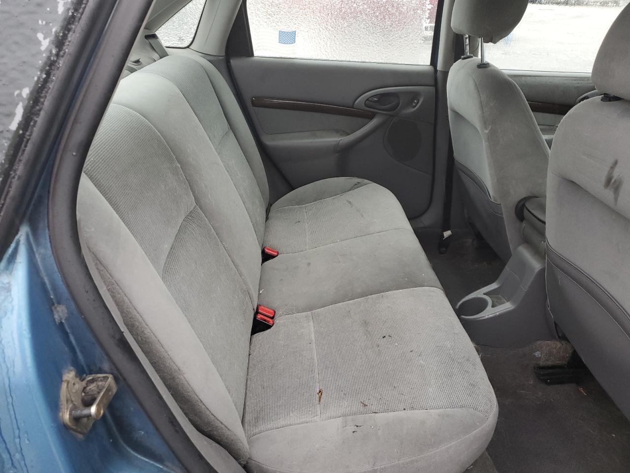 2000 Ford Focus - Image 11