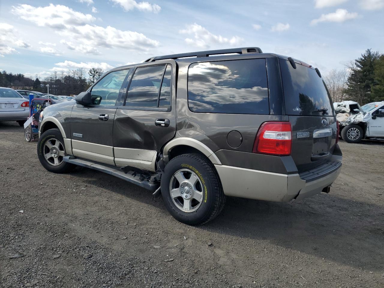 2008 Ford Expedition - Image 2