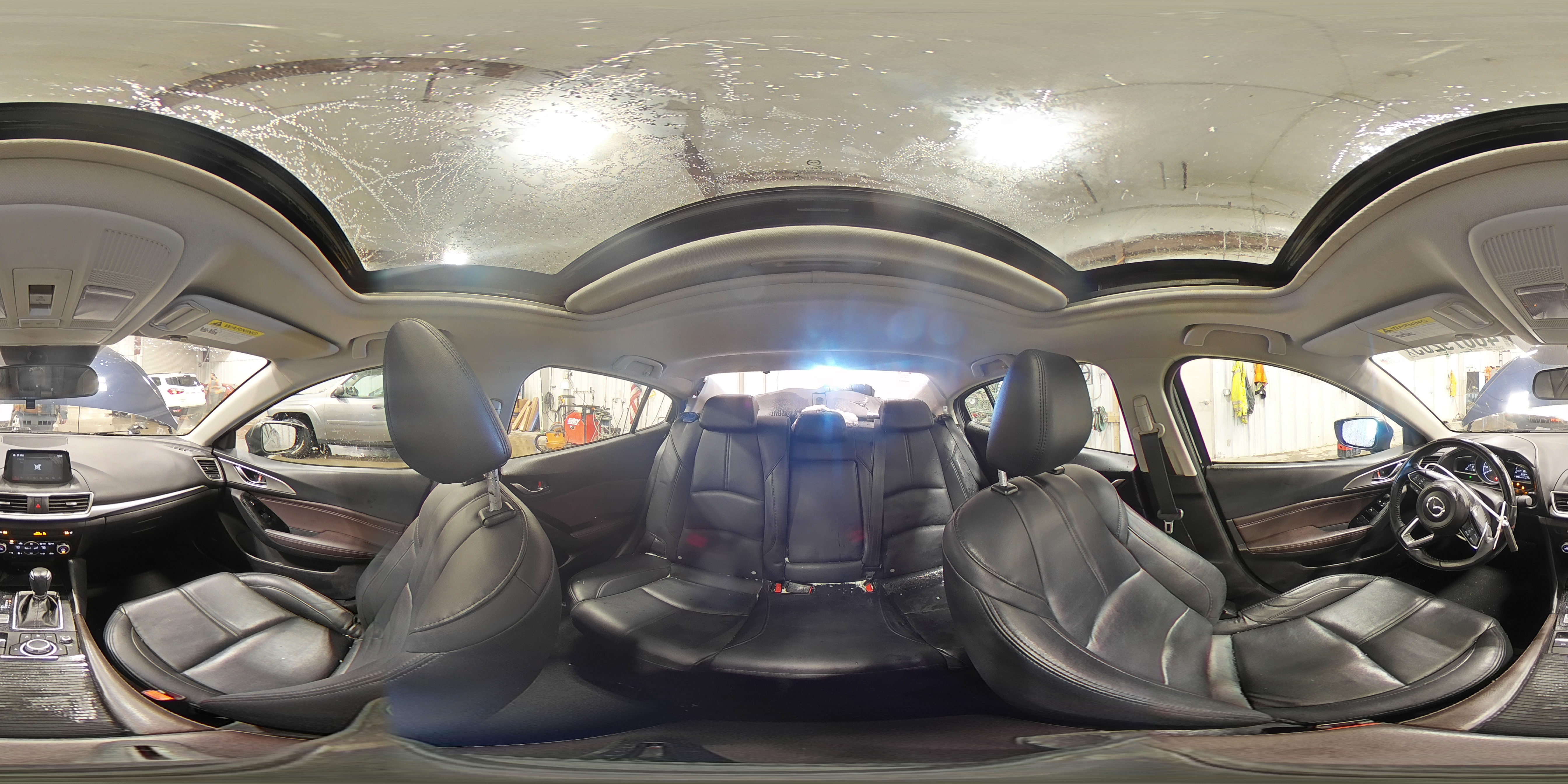 2018 Mazda 3 - Image 14
