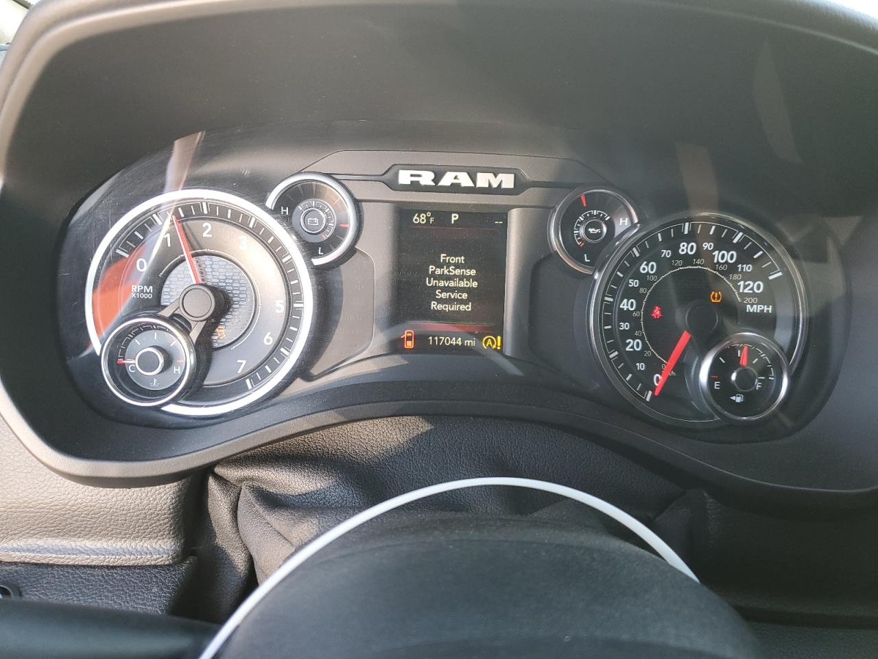 2021 RAM 1500 - Image 9