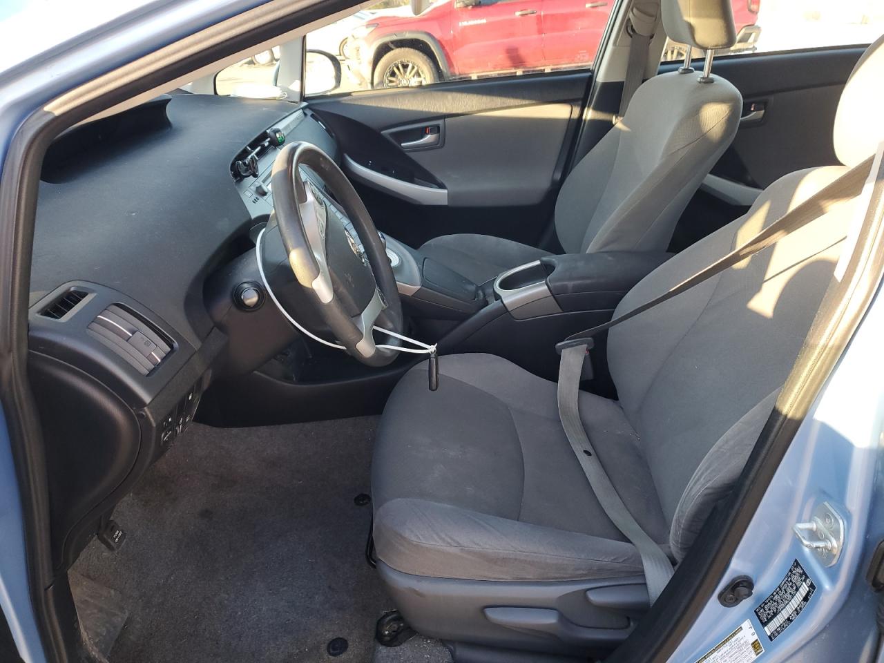 2012 Toyota Prius - Image 7