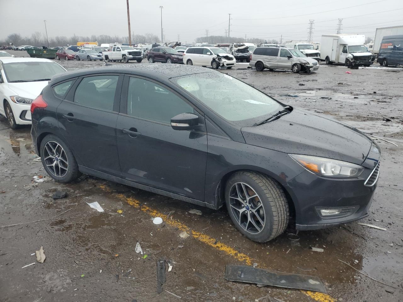2017 Ford Focus - Image 4