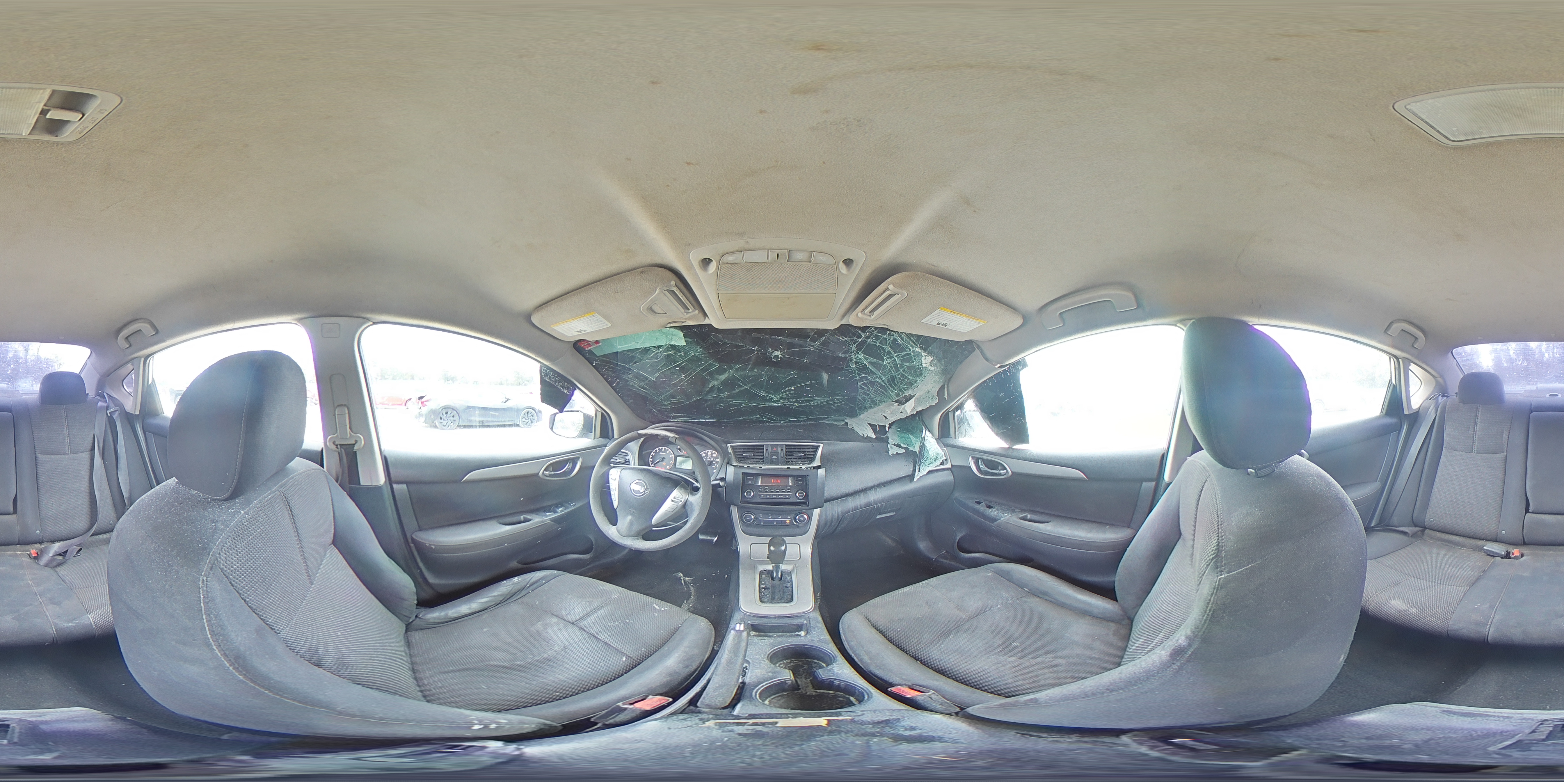 2015 Nissan Sentra - Image 13