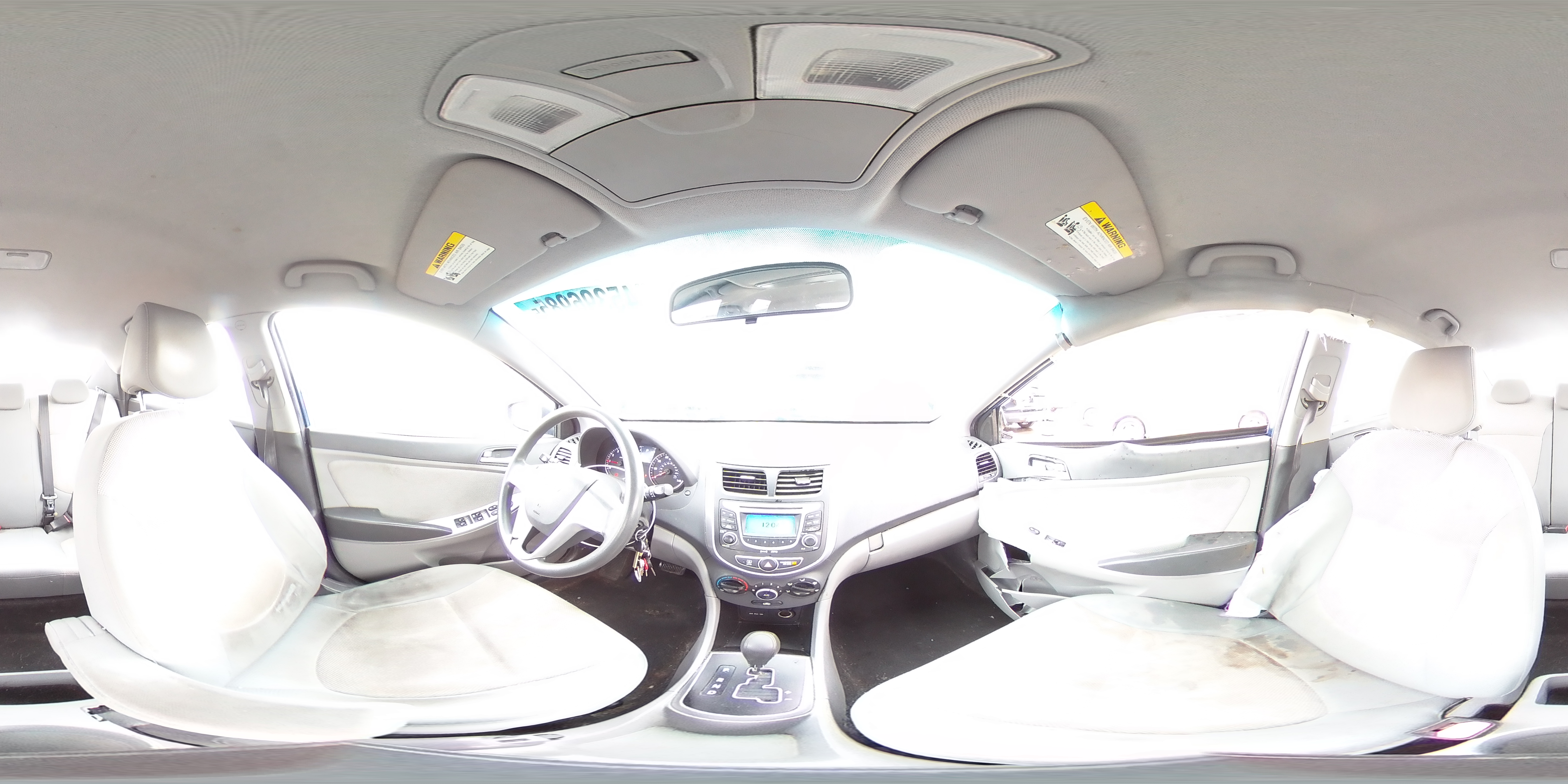 2013 Hyundai Accent - Image 14