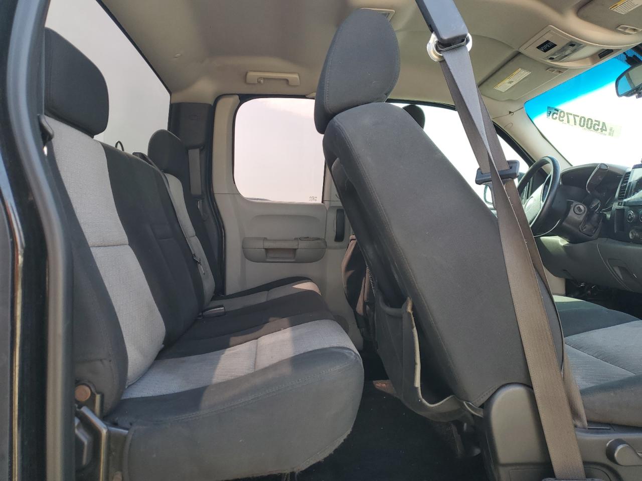 2008 Chevrolet Silverado - Image 10