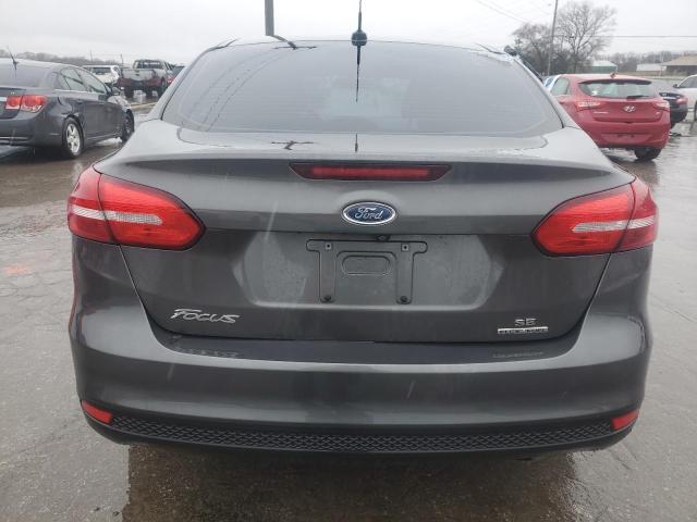 Sedans FORD FOCUS 2016 Silver