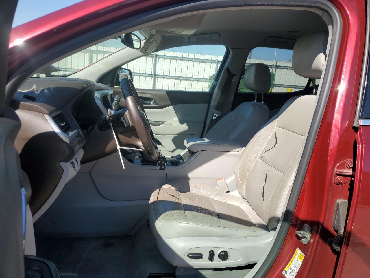 2017 GMC Acadia - Image 7