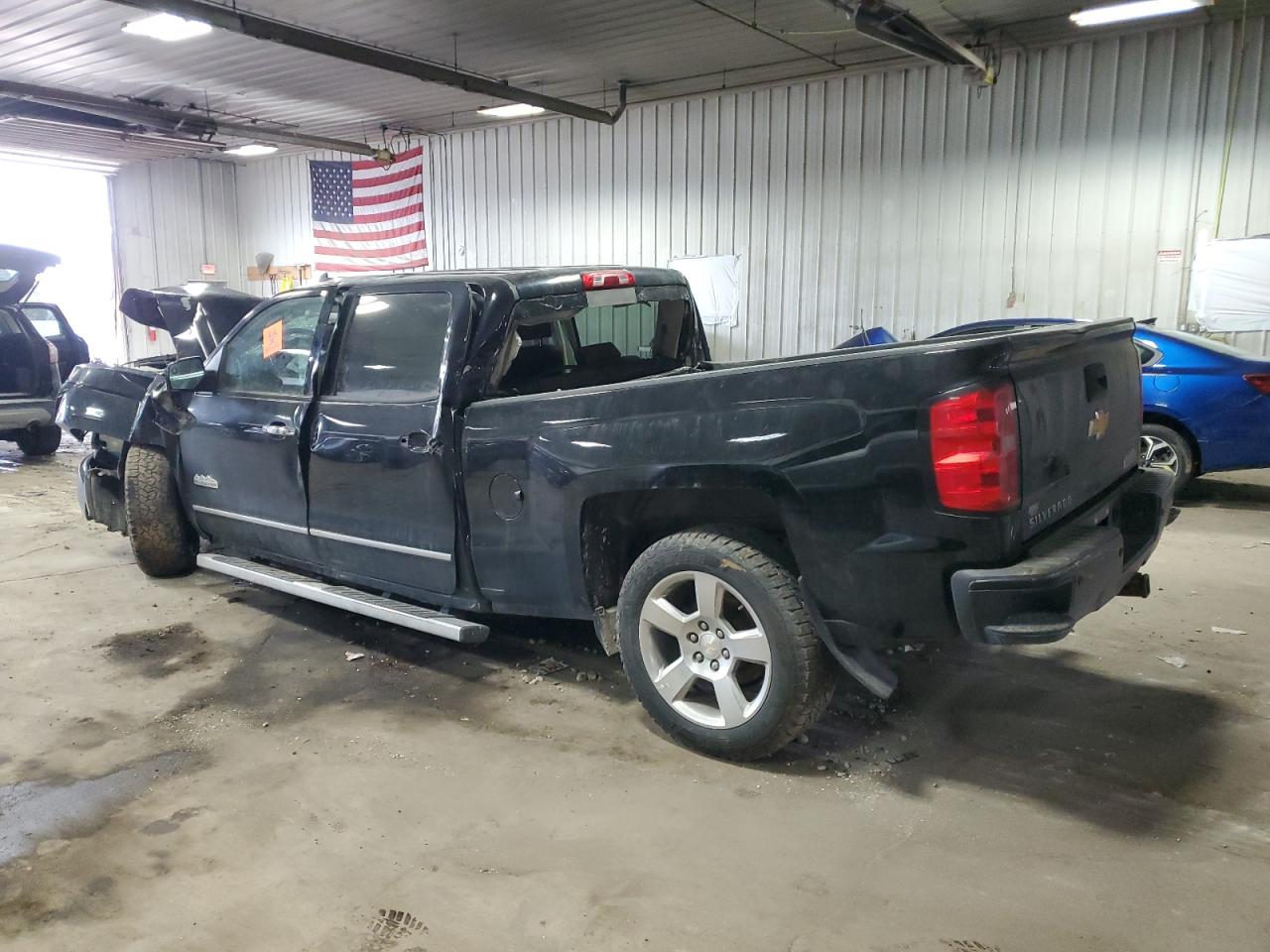 2014 Chevrolet Silverado - Image 2