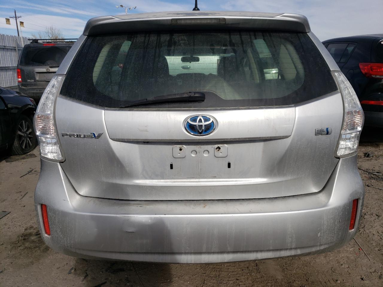 2012 Toyota Prius - Image 6