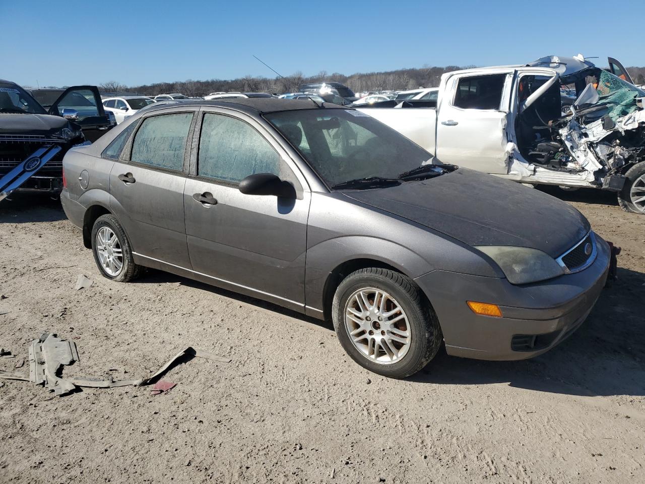 2007 Ford Focus - Image 4