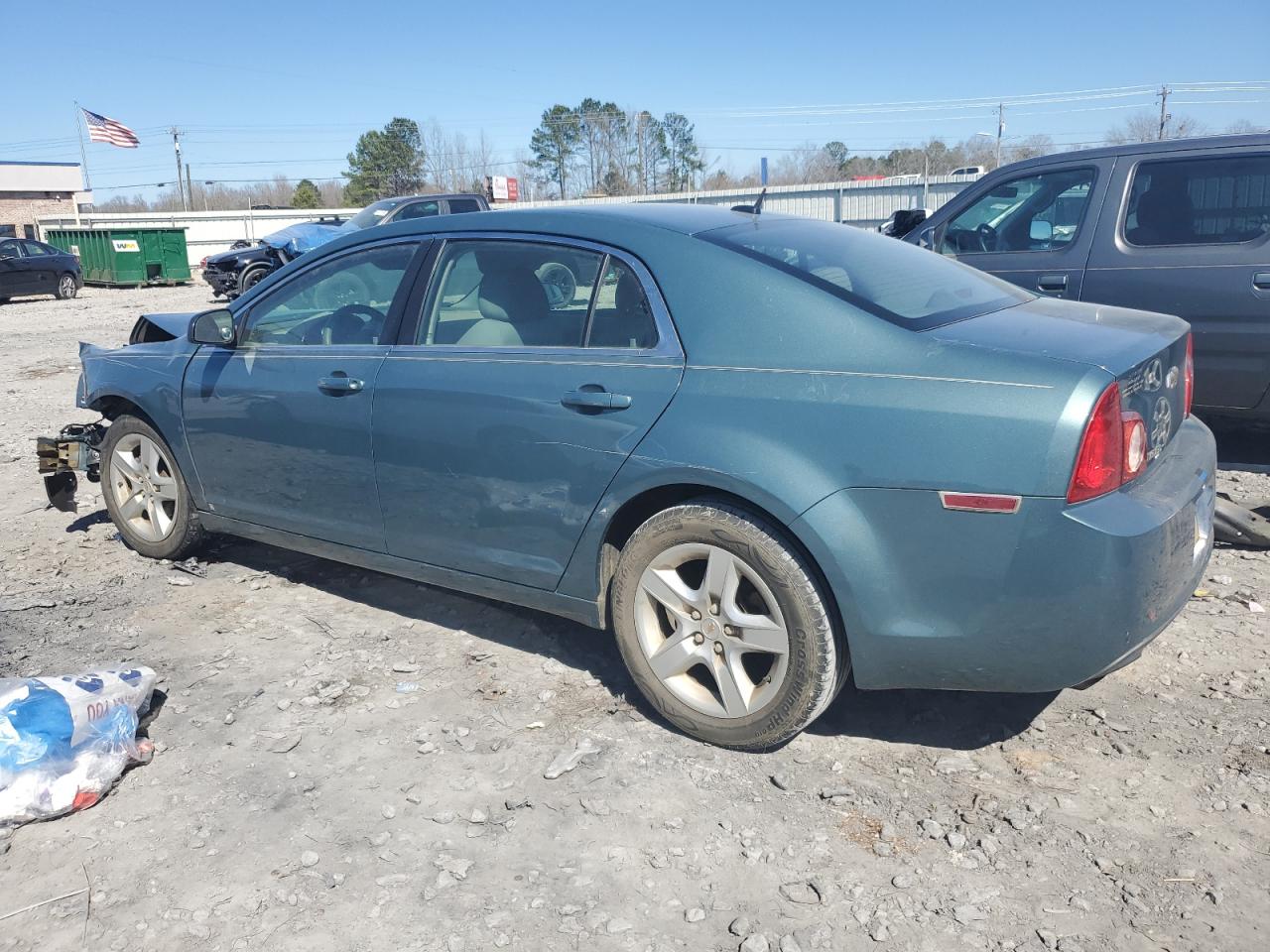 2009 Chevrolet Malibu - Image 2
