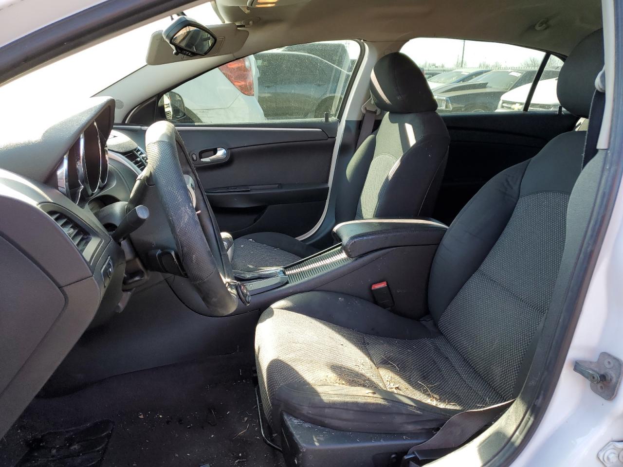 2010 Chevrolet Malibu - Image 7
