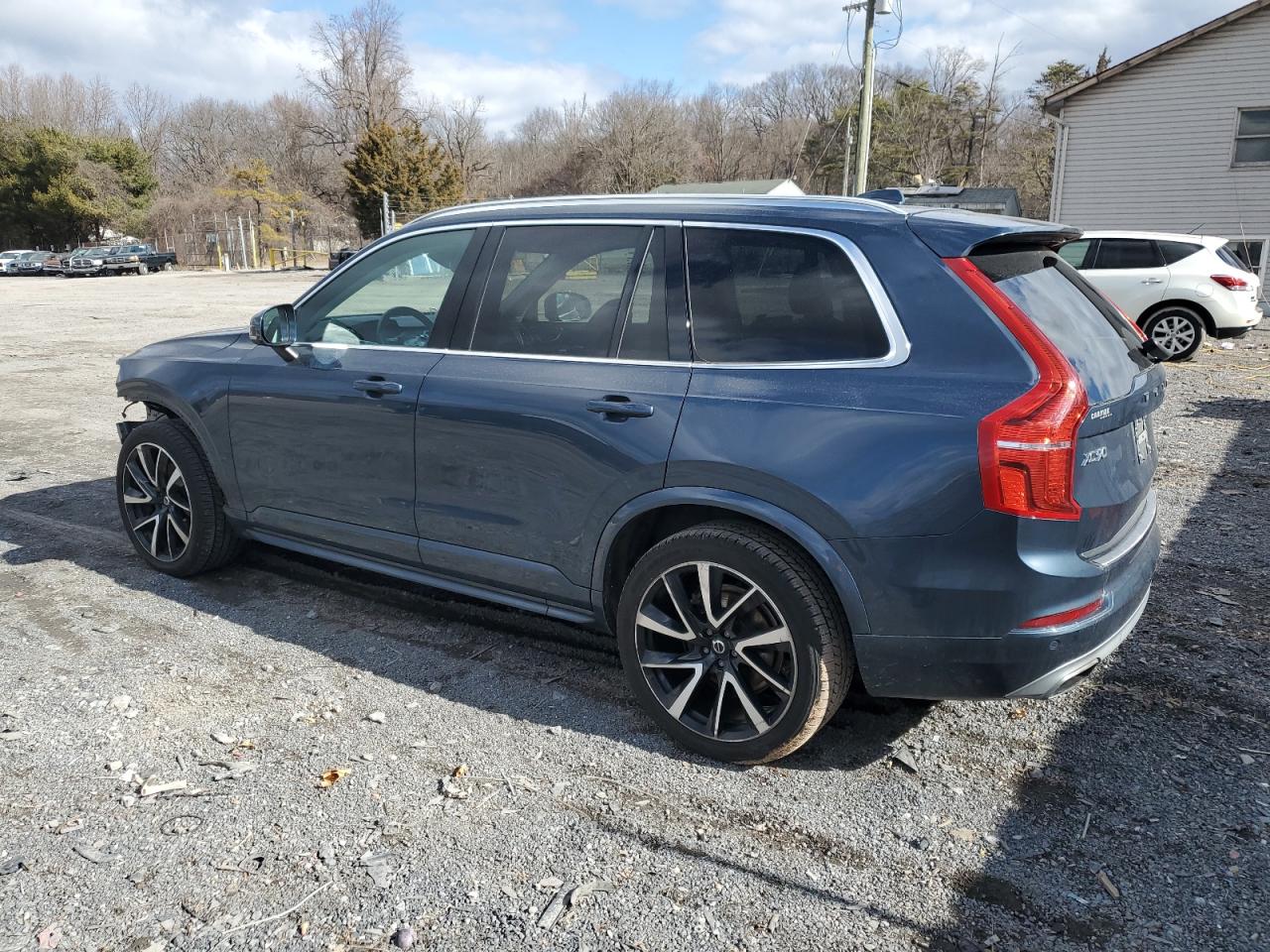 2020 Volvo XC90 - Image 2