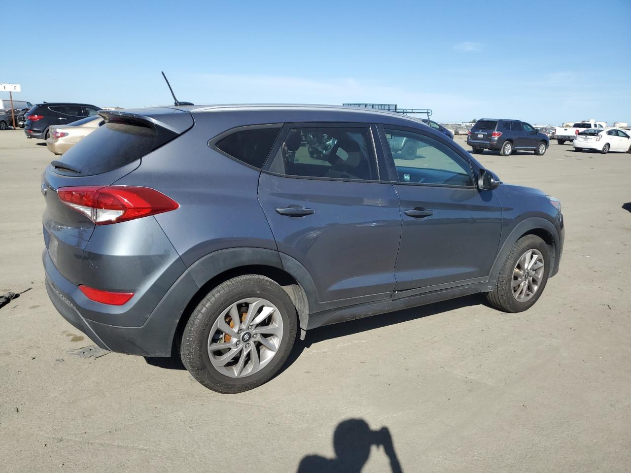 2016 Hyundai Tucson - Image 3
