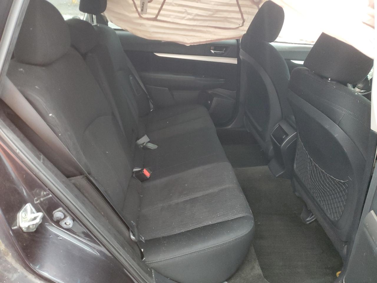 2013 Subaru Outback - Image 11