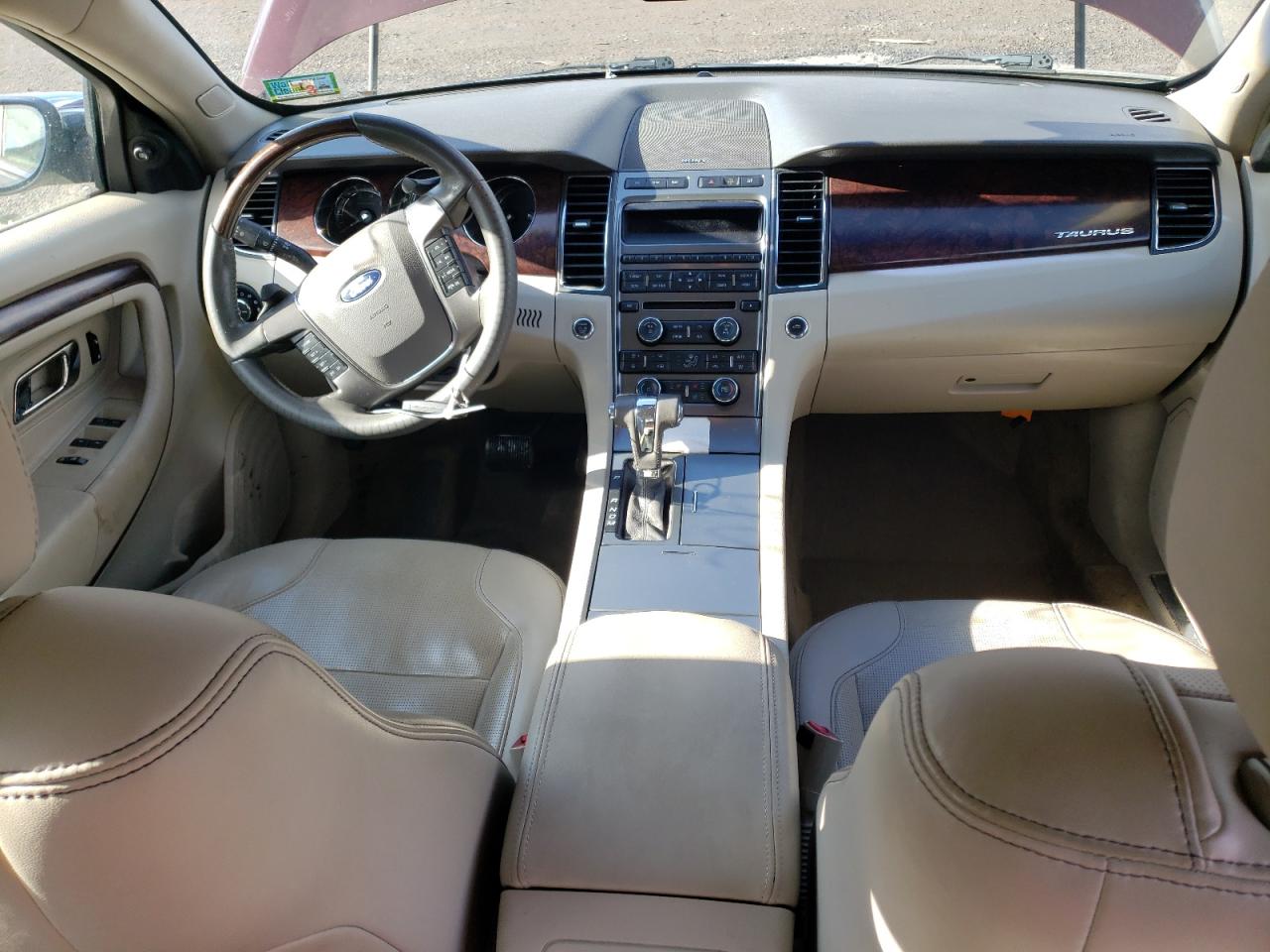2012 Ford Taurus - Image 8