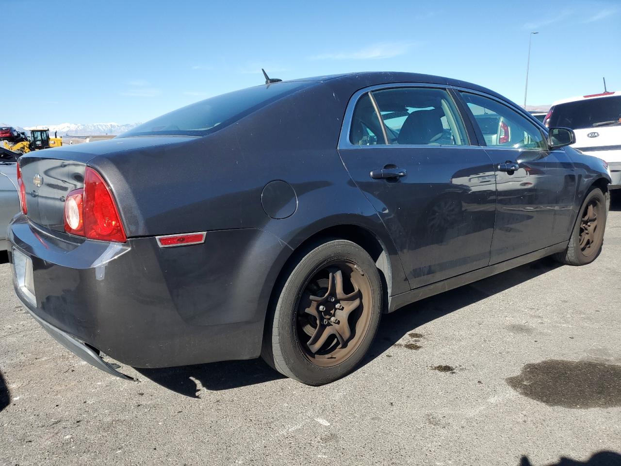 2010 Chevrolet Malibu - Image 3