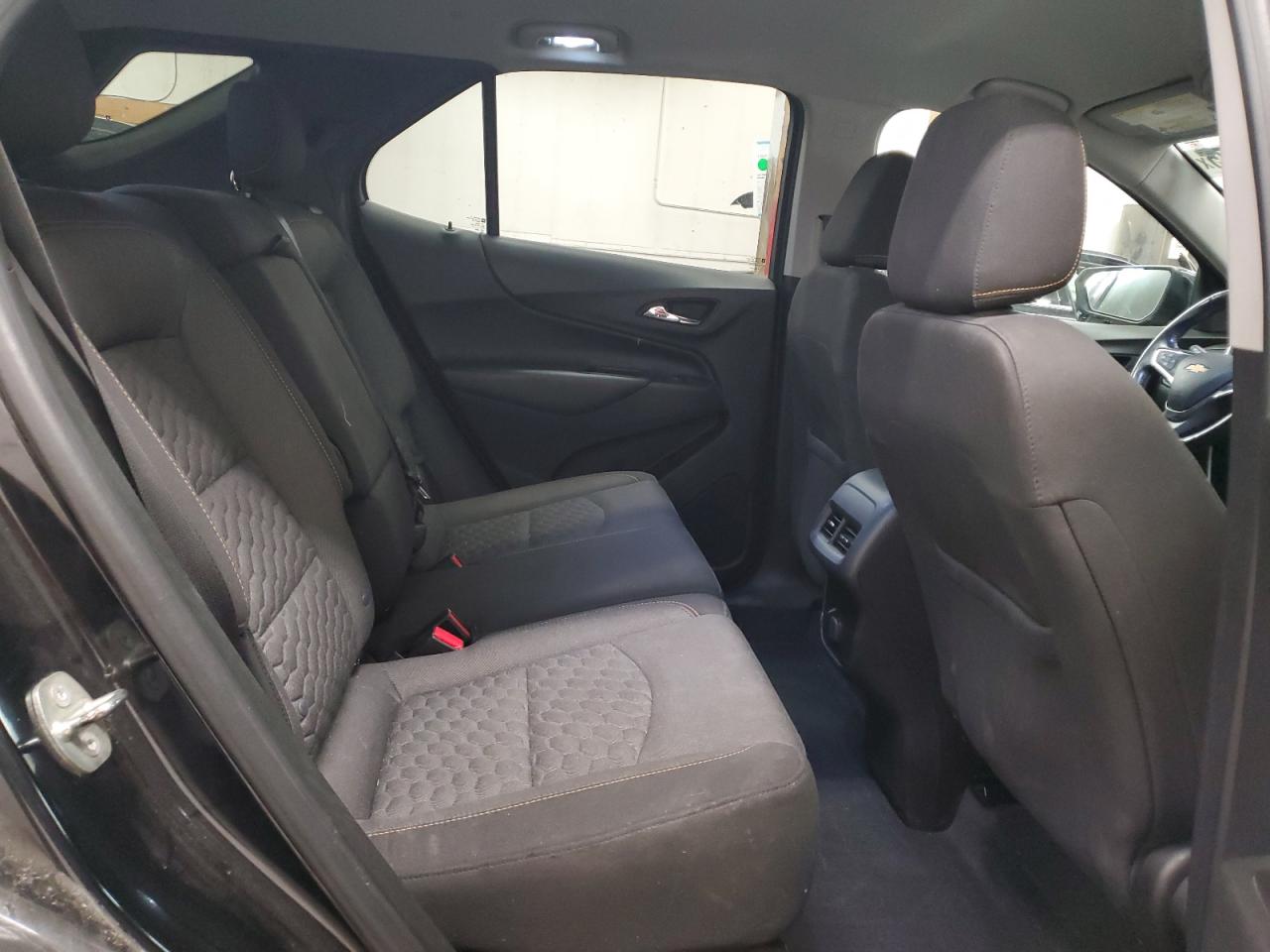 2018 Chevrolet Equinox - Image 11