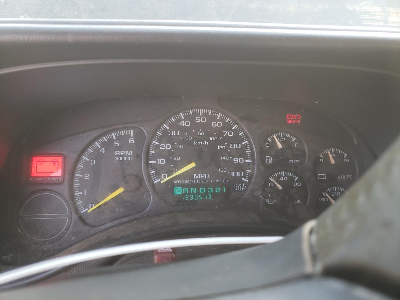 2001 Chevrolet Silverado - Image 9
