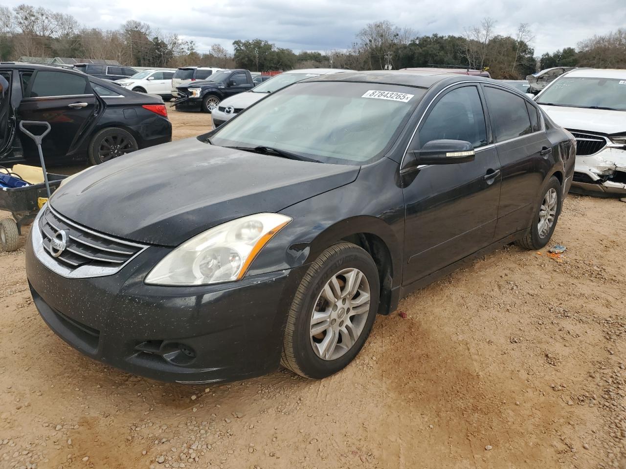2011 Nissan Altima - Image 1