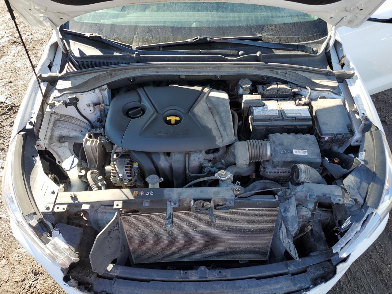 2019 Hyundai Elantra - Image 11
